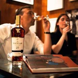 Macallan 25 being served at a HEDGE event